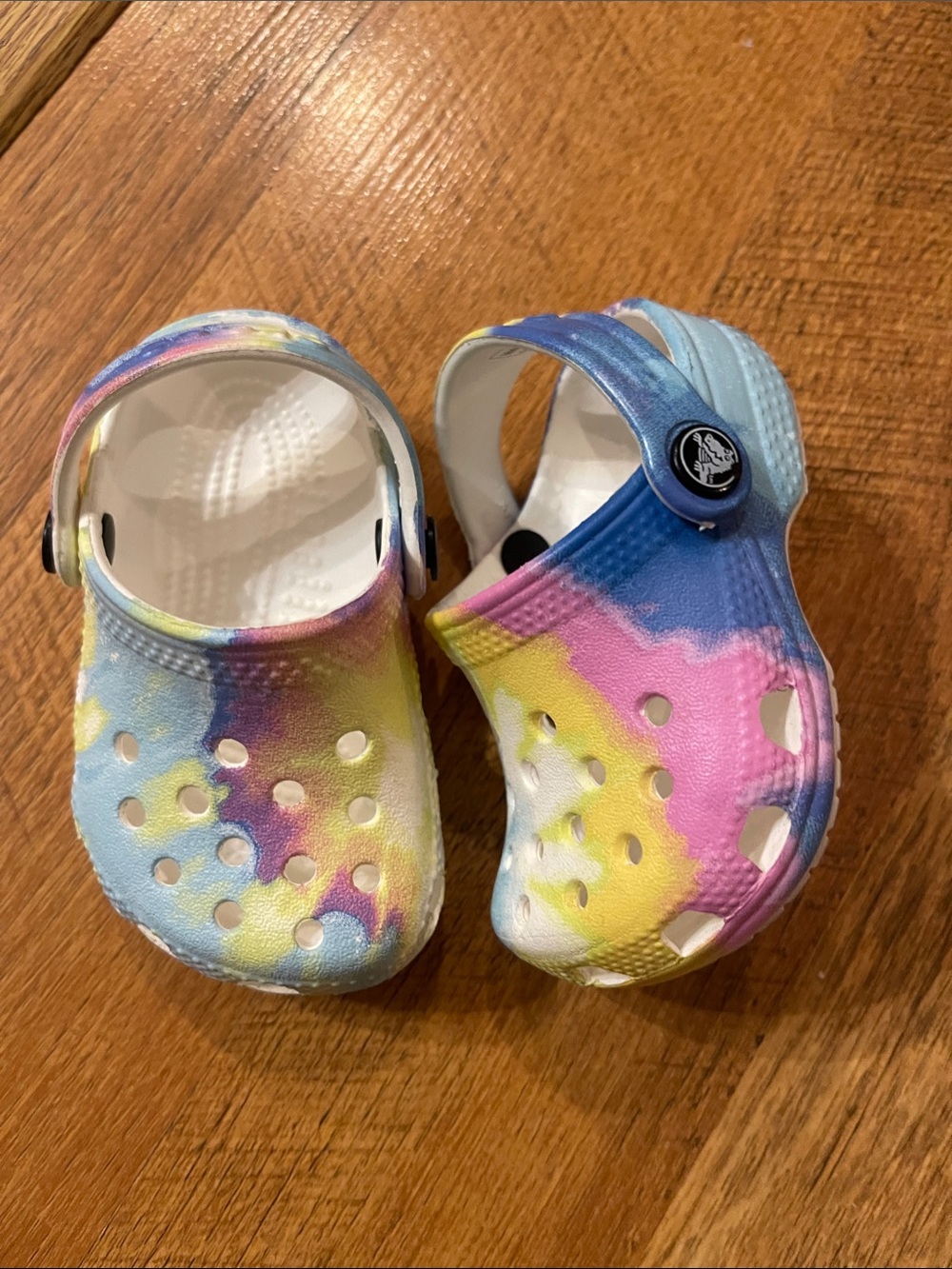 Crocs - Picture 3 of 6